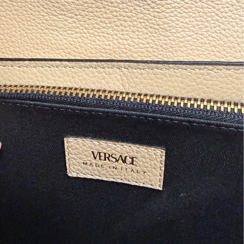 Authentic Versace Cream Leather Clutch with Gold Chain - Picture 5 of 6